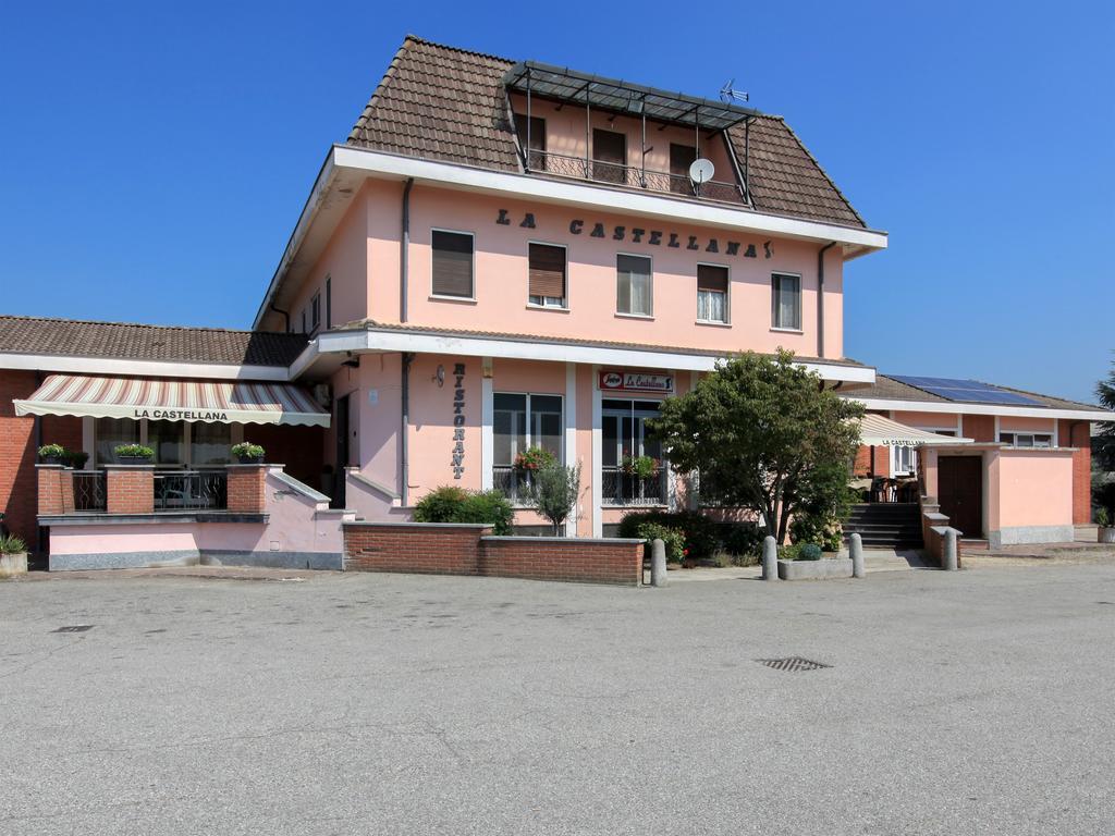 Locanda La Castellana Castello d'Agogna Екстериор снимка